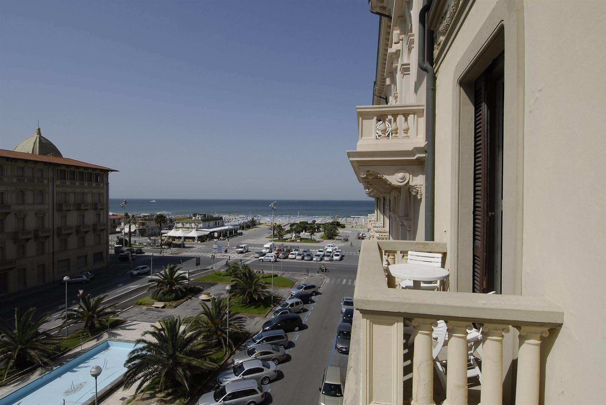Hotel Marchionni Dal 1923 Viareggio Exterior photo